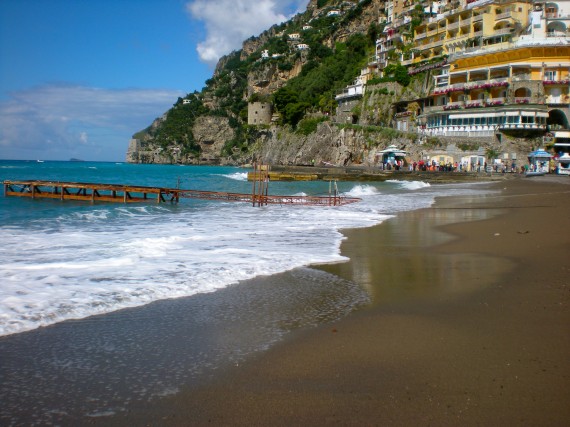 Beach and dock in Positano