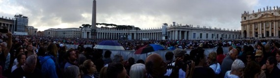 Crowd in St. Peter's Square
